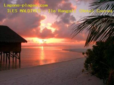 Sunset in Rangali Hilton), MALDIVES Beach